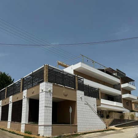 איגומניטסה Selefkos Palace מראה חיצוני תמונה