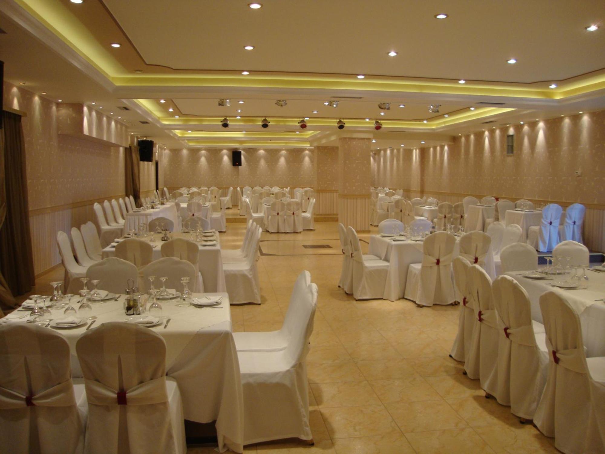 איגומניטסה Selefkos Palace מראה חיצוני תמונה