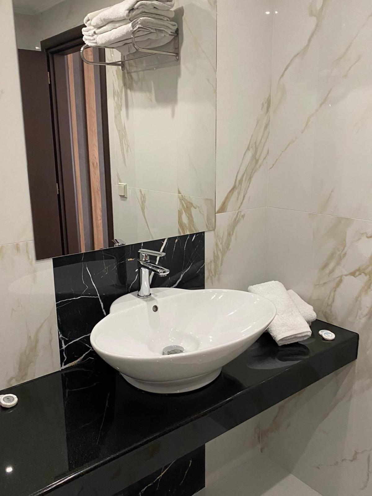 איגומניטסה Selefkos Palace מראה חיצוני תמונה